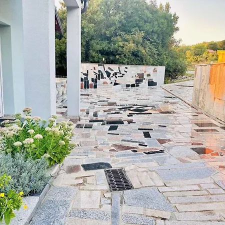 Mattisa Apartmán *